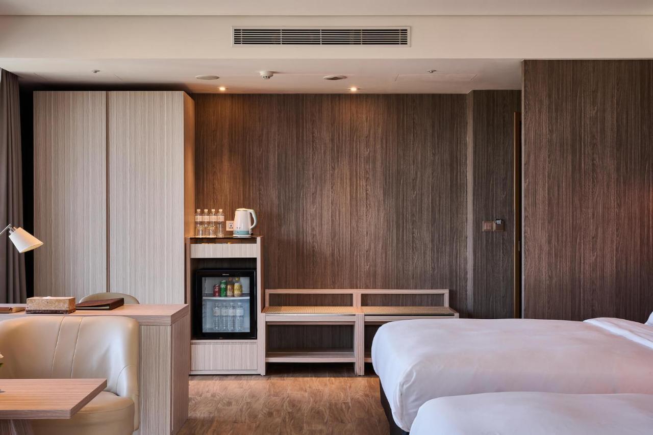 Cuncyue Hot Spring Resort Лодун Экстерьер фото A room at the hotel