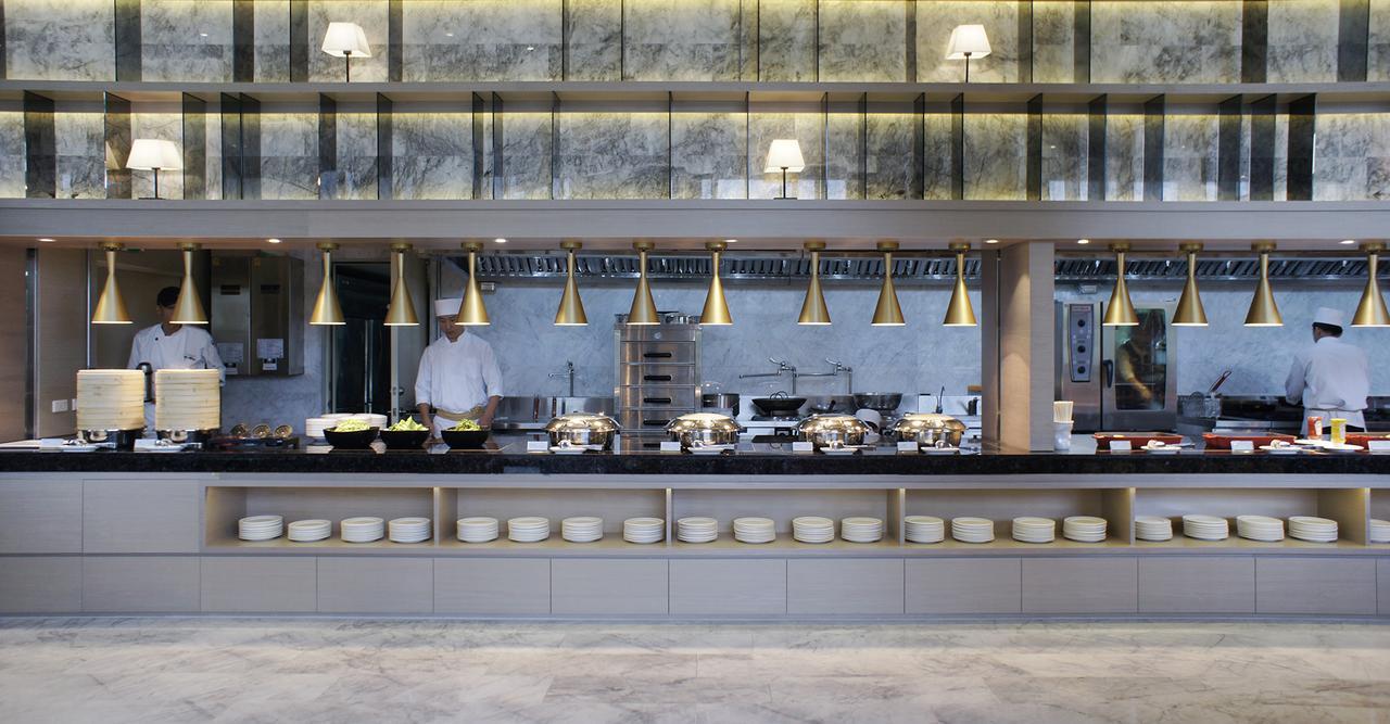 Cuncyue Hot Spring Resort Лодун Экстерьер фото The kitchen at the restaurant